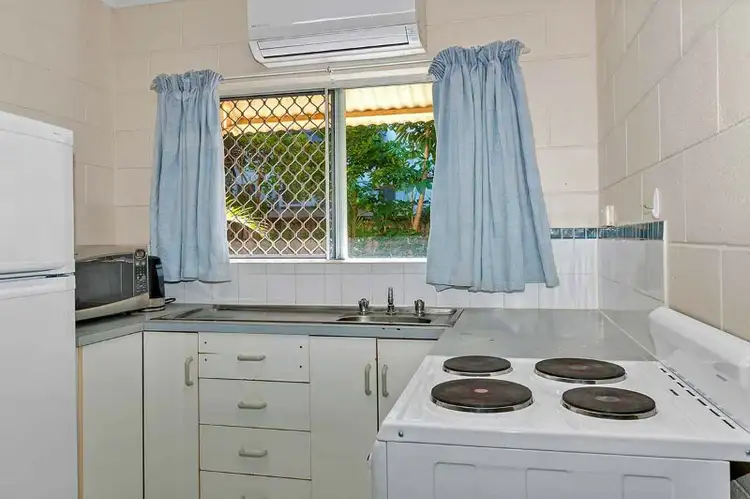 Fourth view of Homely unit listing, 2/374 Severin Street, Parramatta Park QLD 4870