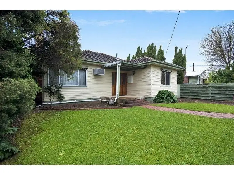 Main view of Homely house listing, 32 McPhee Street, Hamilton VIC 3300
