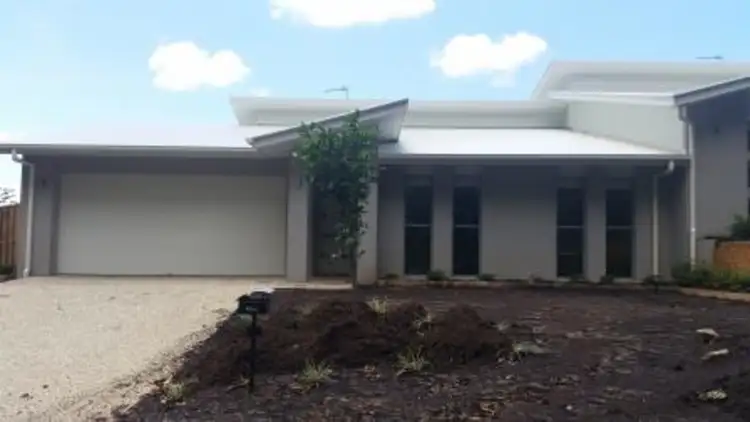 1/4 Arondel, Upper Coomera QLD 4209