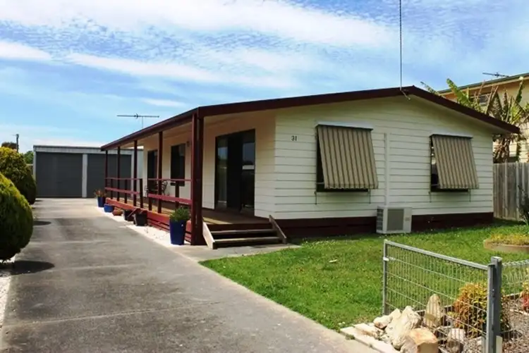 31 Lansell Road, Cowes VIC 3922