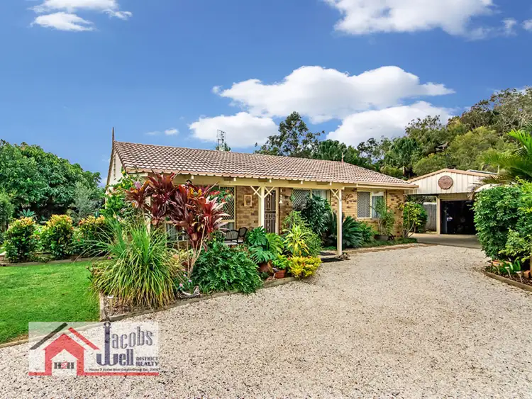 14 Petrel Place