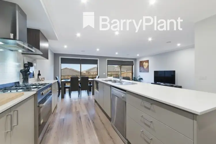 Fourth view of Homely house listing, 34 Belmont Crescent, Pakenham VIC 3810