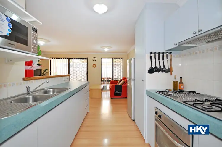 Fifth view of Homely house listing, 33 Grenache Crescent, Caversham WA 6055