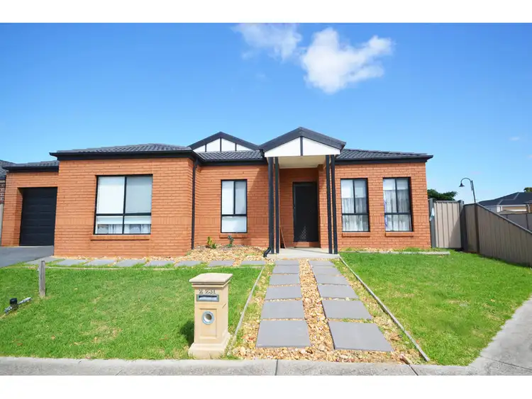 2/231 Thames Boulevard, Tarneit VIC 3029