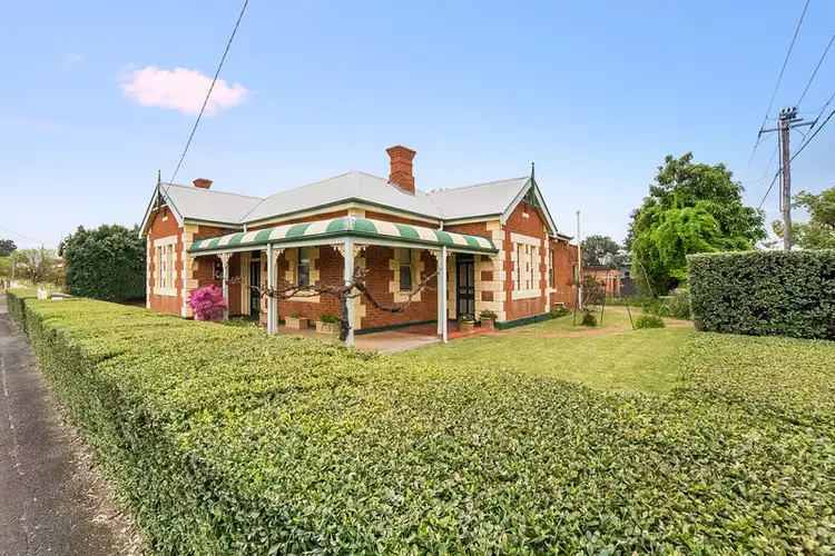 122 Bultje Street, Dubbo NSW 2830