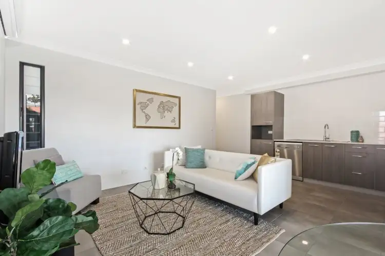 4/5 Hodgson Street, Zillmere QLD 4034