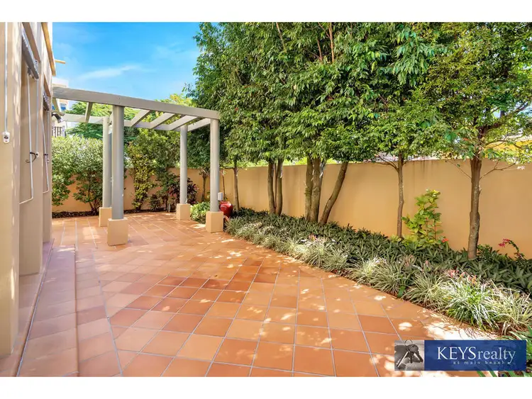 1/44 Woodroffe Avenue, Main Beach QLD 4217