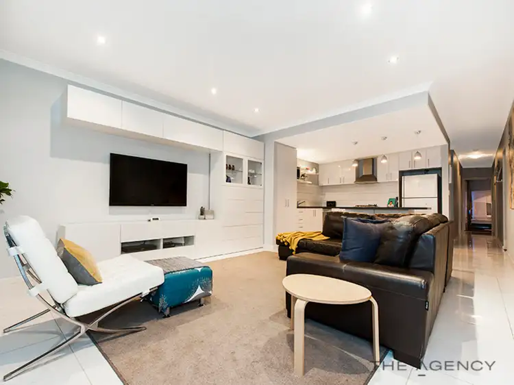 1/1 Kimbara Place, Nollamara WA 6061