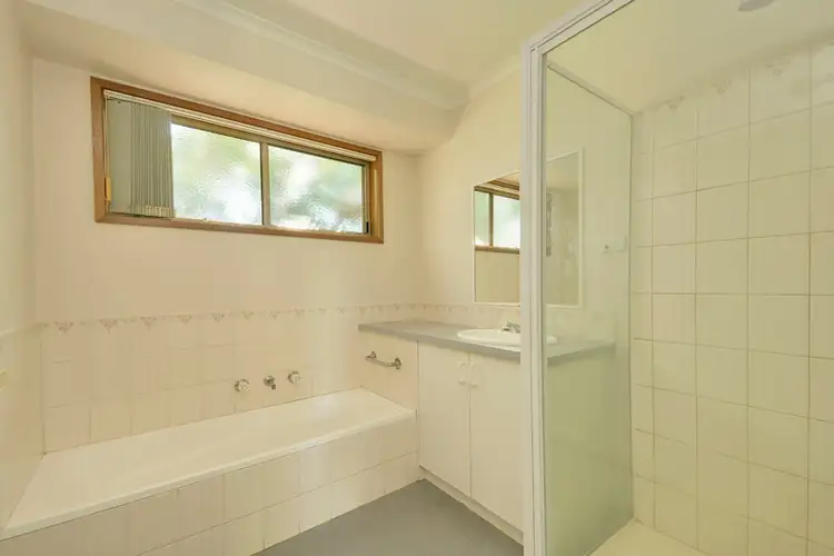 Sixth view of Homely unit listing, 2/11 Wotan Court, Traralgon VIC 3844