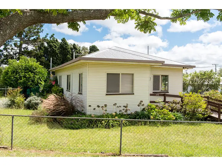 173 Jellicoe Street, Newtown QLD 4350