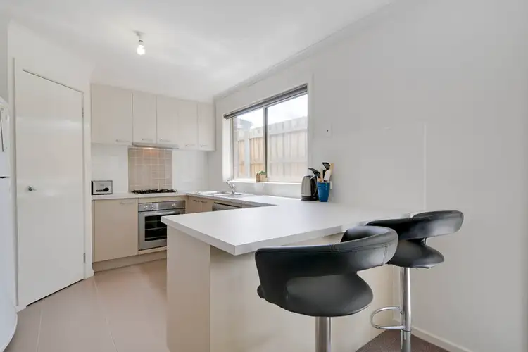 Fifth view of Homely house listing, 2/27 Hickox Street, Traralgon VIC 3844