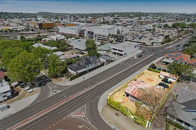 18 Isabel Street, Toowoomba City QLD 4350