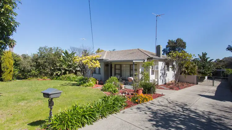 27 Tredale Avenue, Mount Richon WA 6112