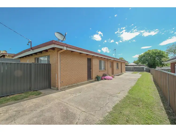 1 & 2/5 Wolseley Street, Bathurst NSW 2795