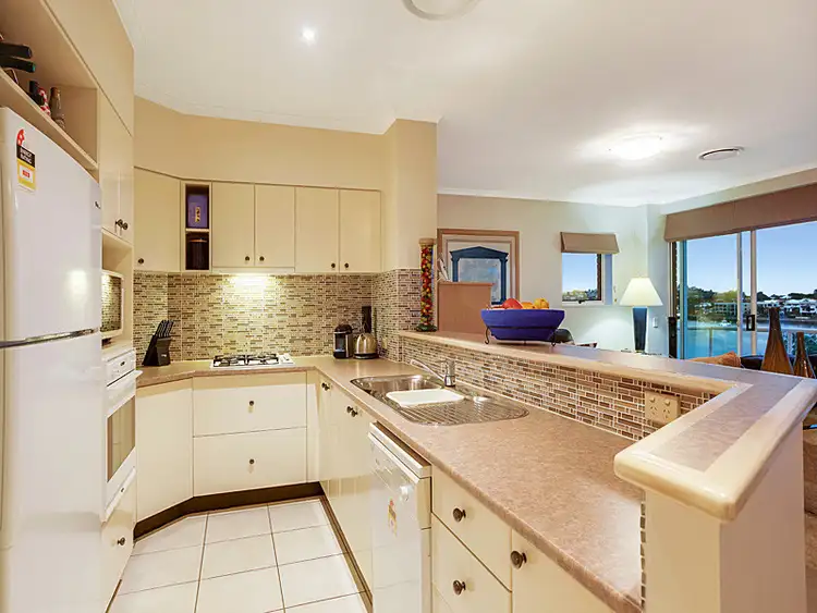 Fifth view of Homely apartment listing, 27 Vernon Terrace, Teneriffe QLD 4005