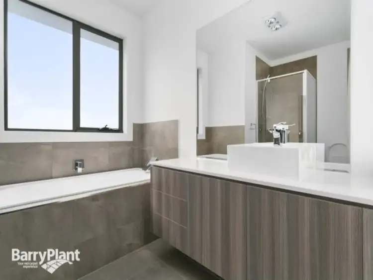 Sixth view of Homely house listing, 2/31 Hope Street, Rosebud VIC 3939