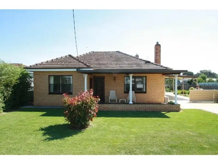 38 McLeod Street, Coleraine VIC 3315
