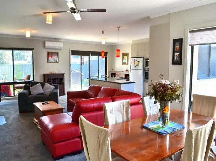 Fifth view of Homely house listing, 2/72 Cambridge Drive, Mansfield VIC 3722