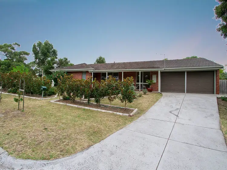 1 Tatura Court, Frankston VIC 3199