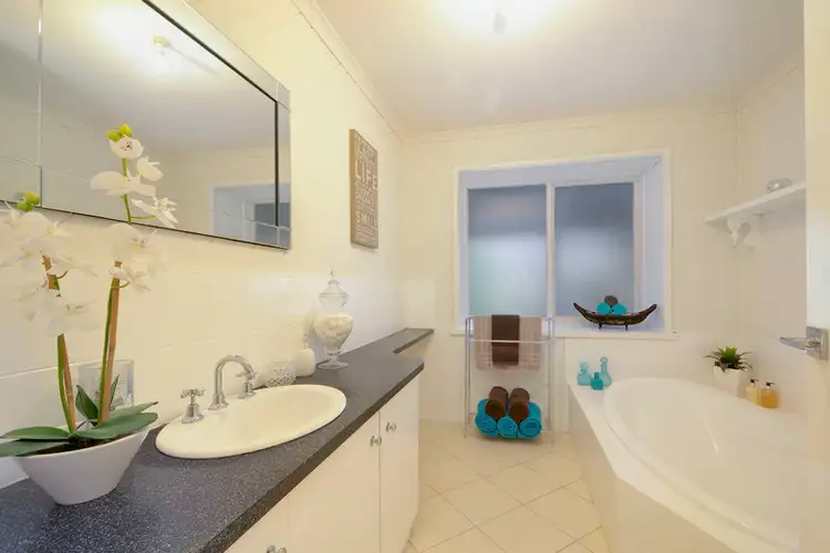 Fourth view of Homely house listing, 18 Rhodes Court, Glengarry VIC 3854
