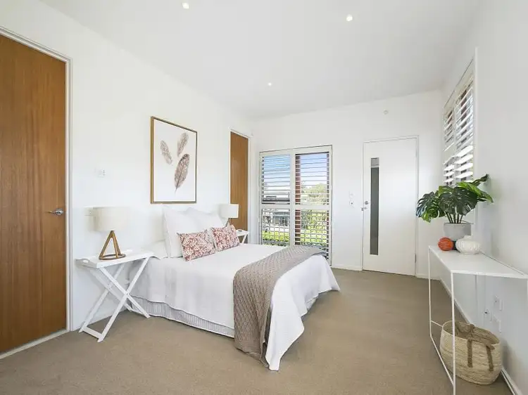Sixth view of Homely townhouse listing, 1/5 Northcote Terrace, Mornington VIC 3931
