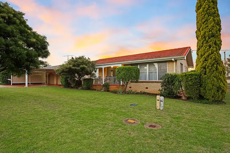 19 Merino Street, Harristown QLD 4350