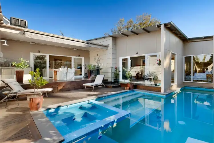 18 Prescott Avenue, Mount Martha VIC 3934