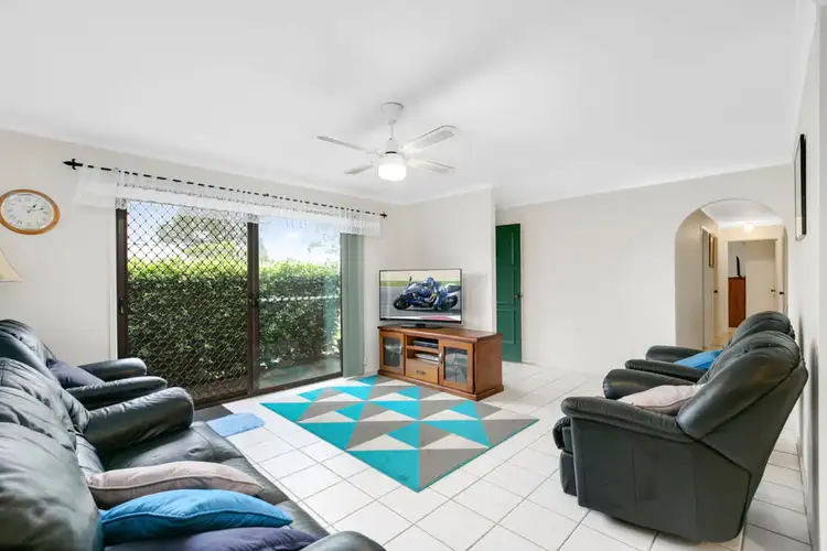Fourth view of Homely house listing, 2 Burgundy Court, Highland Park QLD 4211