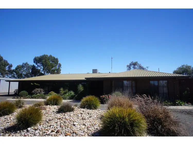 104 Rogersons Road, Horsham VIC 3400