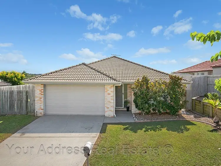 6 Rainbow Court, Regents Park QLD 4118
