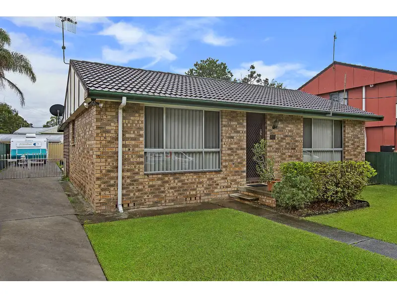 Main view of Homely house listing, 25 Gregory Street, Berkeley Vale NSW 2261
