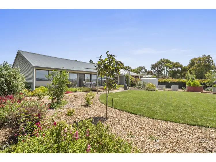 26 Noel Street, Lancefield VIC 3435