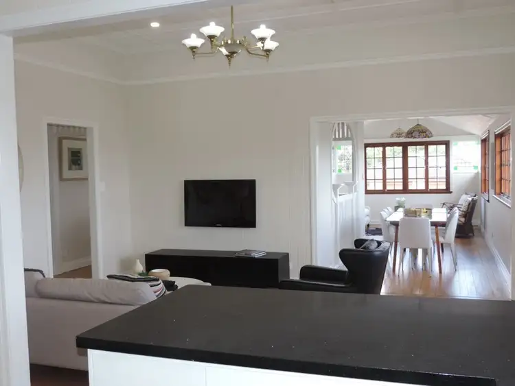 Third view of Homely house listing, 2 Tarragindi Road, Tarragindi QLD 4121