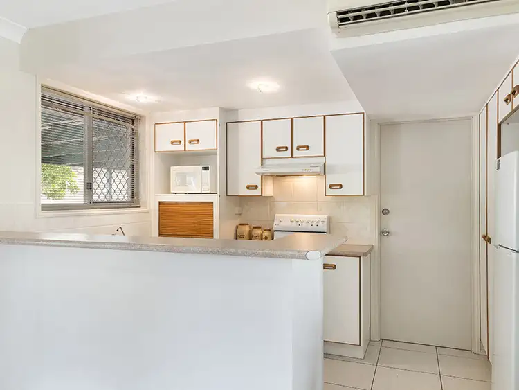Fourth view of Homely unit listing, 24/100 Victoria Place, Berserker QLD 4701