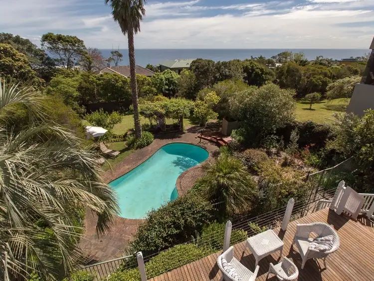 13 Matong Road, Mount Eliza VIC 3930