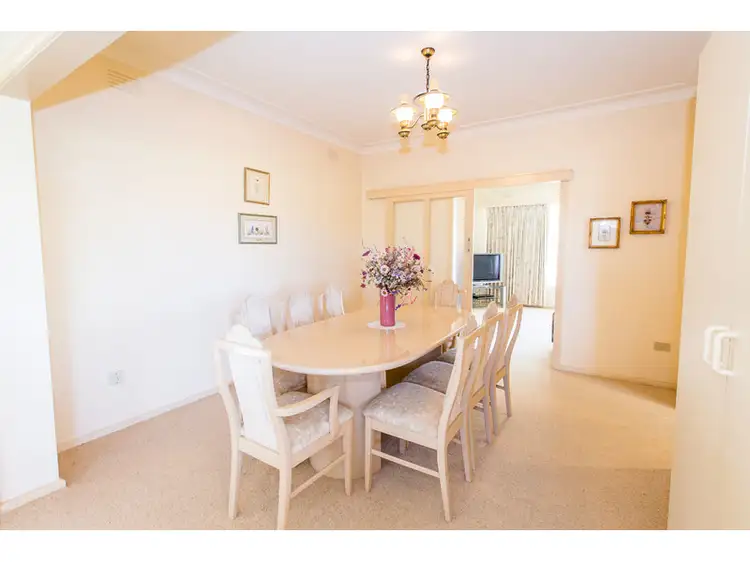 Fifth view of Homely house listing, 739 Yambla Place, Albury NSW 2640