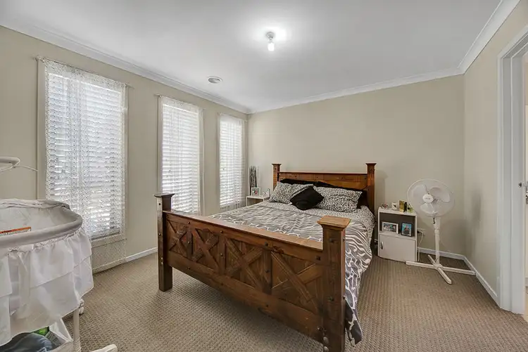 Second view of Homely house listing, 34 Sienna Way, Pakenham VIC 3810