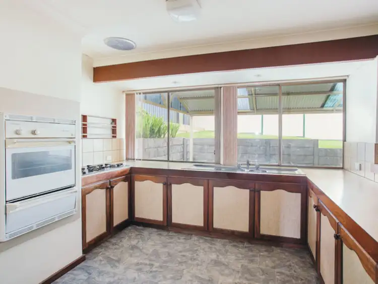 Seventh view of Homely house listing, 22 Opal Way, Mount Richon WA 6112