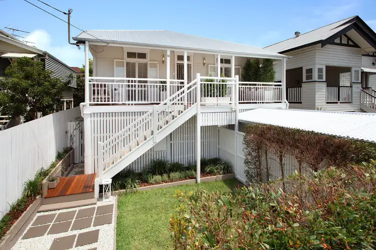 23 Cromwell Street, Wooloowin QLD 4030