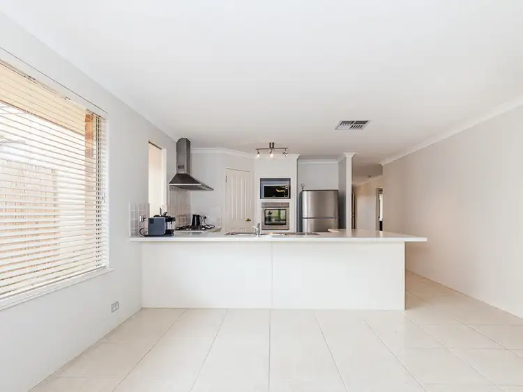 Sixth view of Homely house listing, 7 Whimbrel Vista, Tapping WA 6065