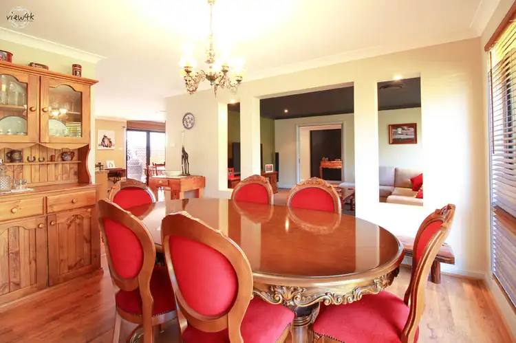 Fifth view of Homely house listing, 10 Fernbrook Crescent, Mittagong NSW 2575