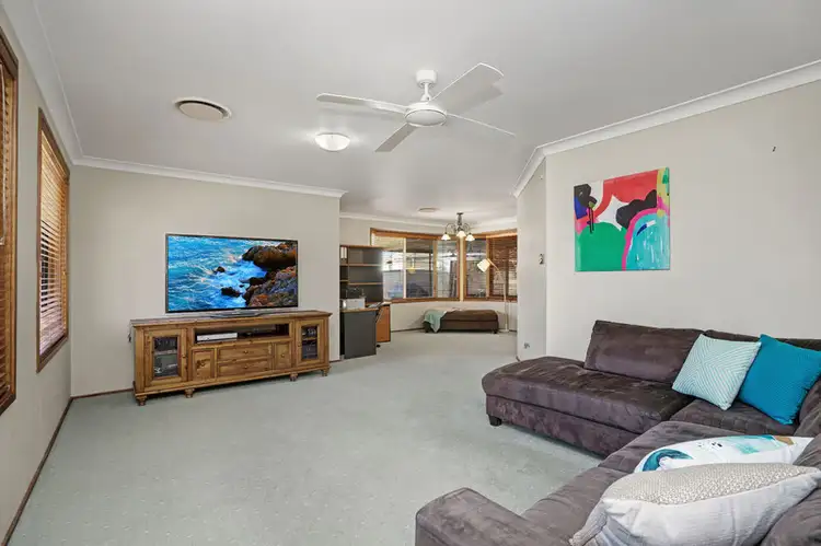 Third view of Homely house listing, 28 Avard Close, Thornton NSW 2322