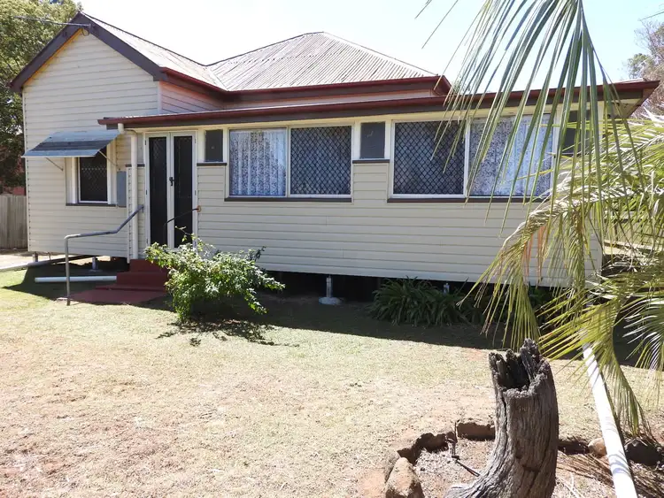 124 Kent Street, Oakey QLD 4401