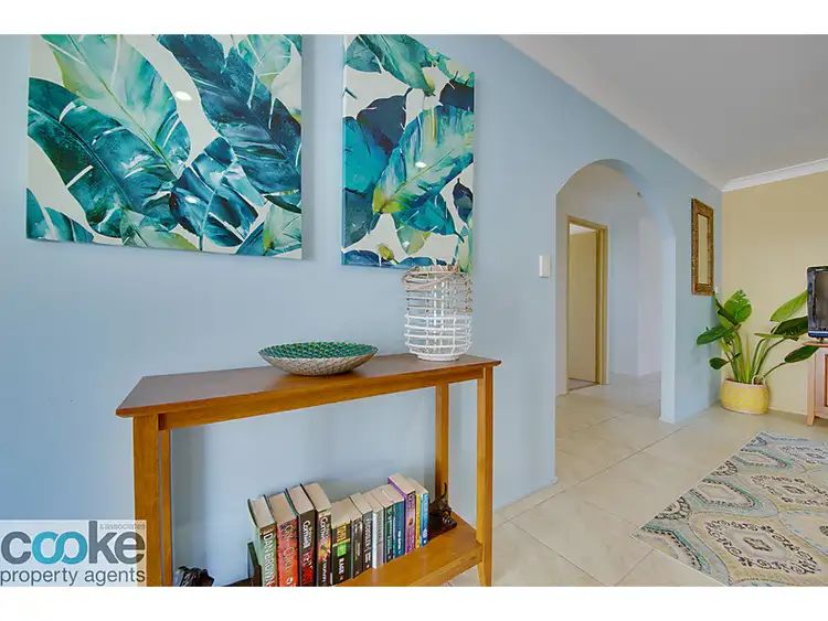 Sixth view of Homely house listing, 5 Lyndall Drive, Lammermoor QLD 4703