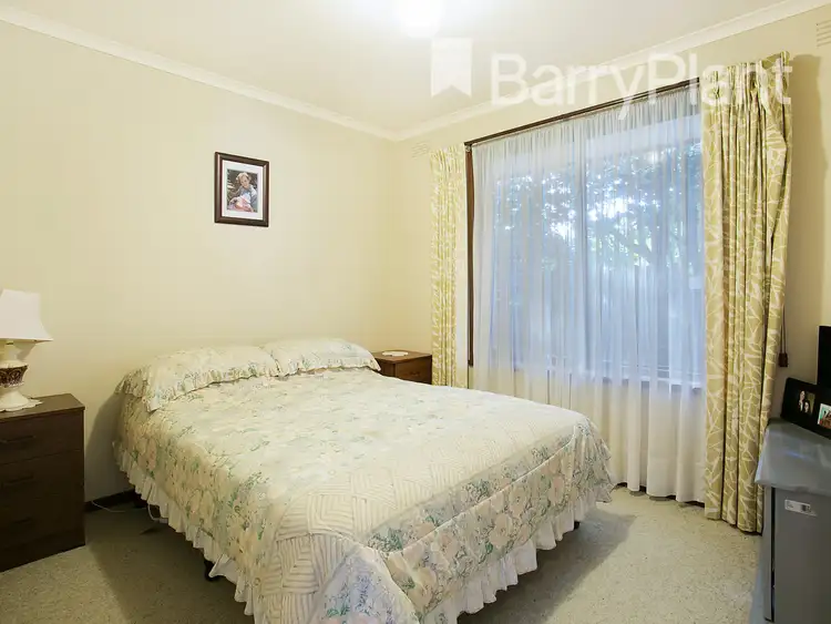 Sixth view of Homely house listing, 8 Graydon Court, Rosebud VIC 3939