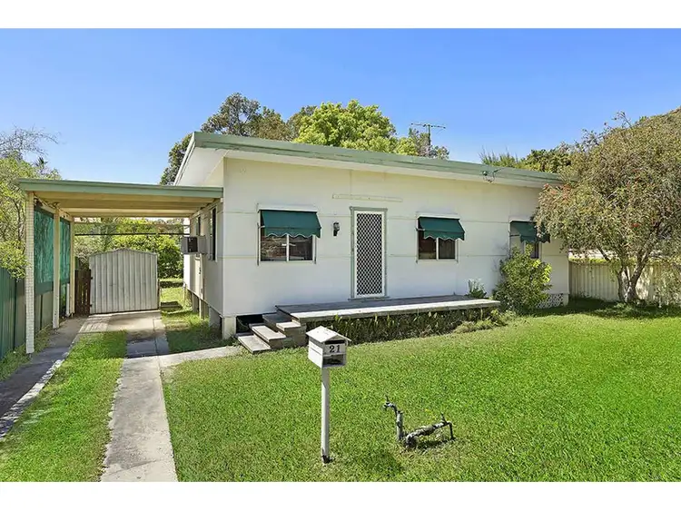 21 Delia Avenue, Budgewoi NSW 2262