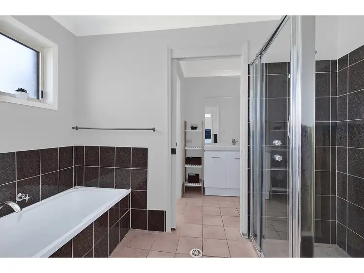 Fifth view of Homely house listing, 11 Harold Close, Bateau Bay NSW 2261