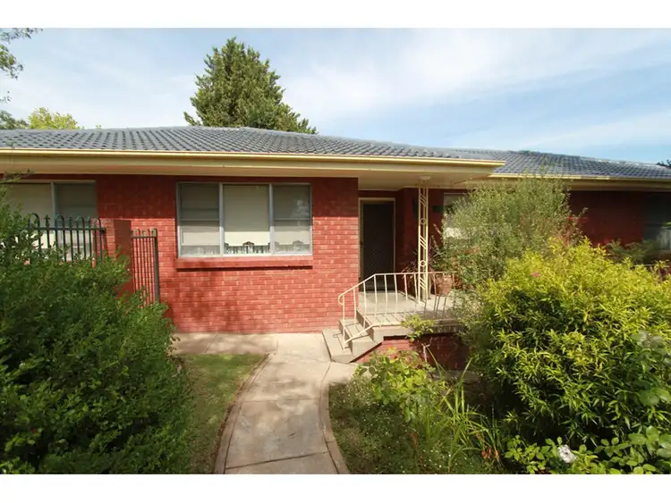 16 Edgell Street, West Bathurst NSW 2795
