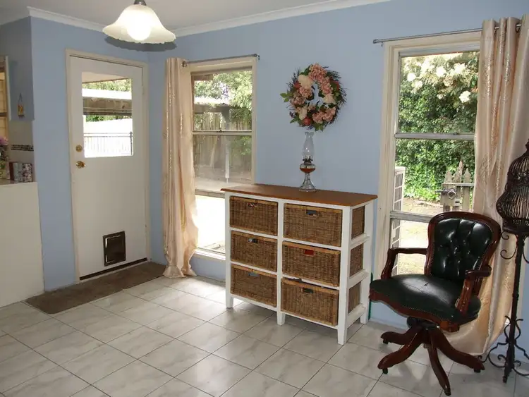 Sixth view of Homely house listing, 7 Boon Court, Moe VIC 3825