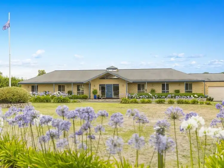 Third view of Homely house listing, 5 Bailey Place, Mornington VIC 3931